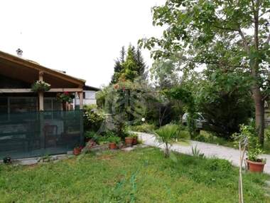Miete - Wohnung in Brestnik,  Plowdiw