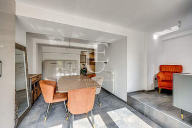 For sale - House in Bankia,  Sofia