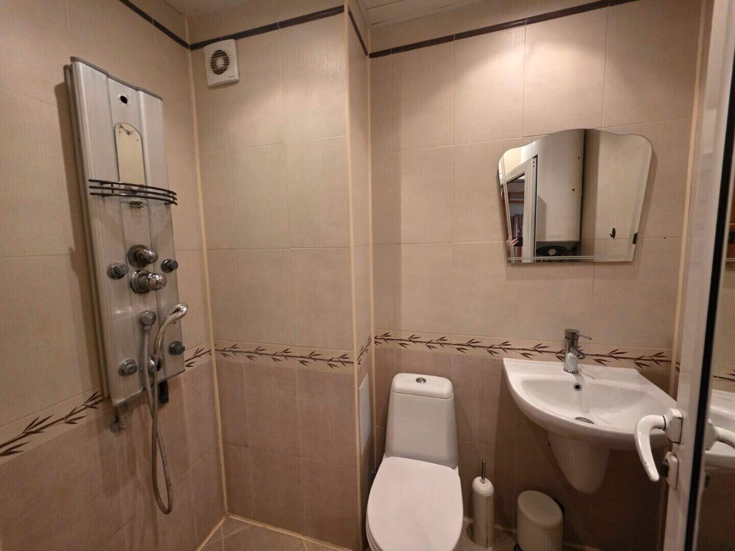 Двустаен Апартамент в Орфей, Хасково – снимка 10