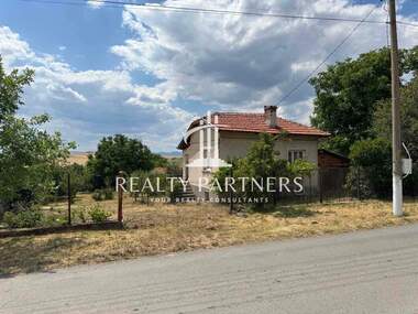 For sale - House in Viskiar,  Pernik