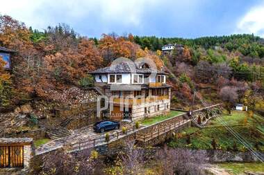 Продажба - Къща в Лещен,  Благоевград