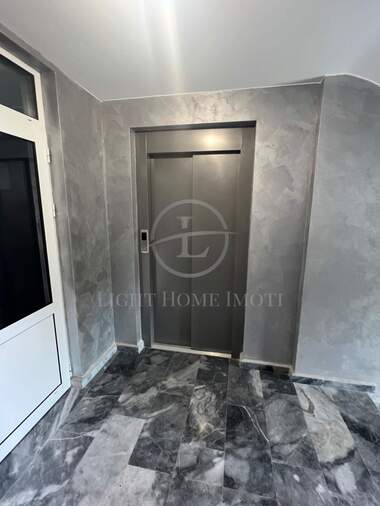 For sale - Apartment in Iujen,  Plovdiv