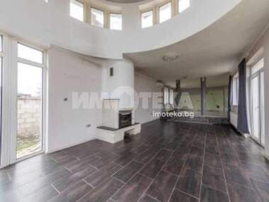 For rent - House in Zdravets,  Varna