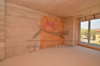 For sale - Apartment in Kolhozen pazar,  Varna