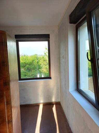For sale - House in Sredno Gradishte,  Stara Zagora