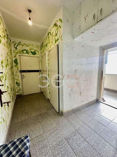 Продажа - Квартира в Младост 2,  Варна