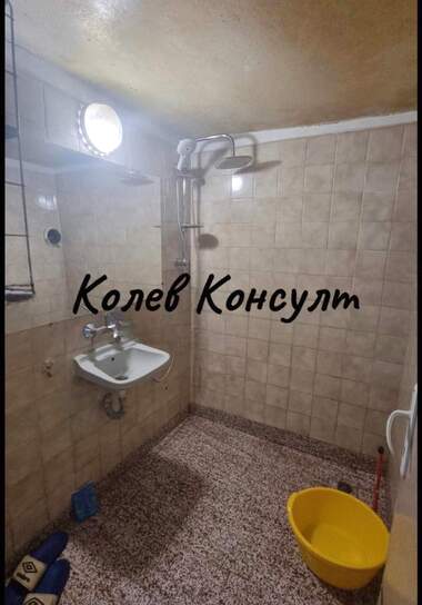 Продажба - Къща във Виница,  Пловдив