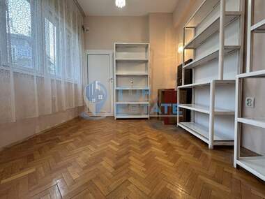 For rent - Office in Centеr,  Veliko Tarnovo