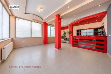 For rent - Store in Ideal City Center,  Pleven