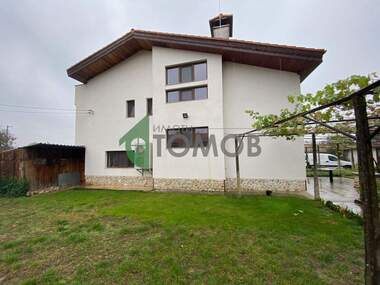 For sale - House in Ivanski,  Shumen