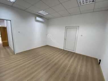 For rent - Office in Centеr,  Veliko Tarnovo