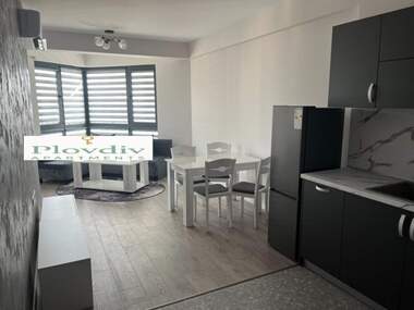 Miete - Wohnung in Mladejki halm,  Plowdiw
