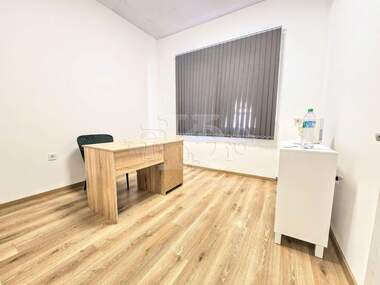 Vânzare - Apartament în Mladost 1,  Varna