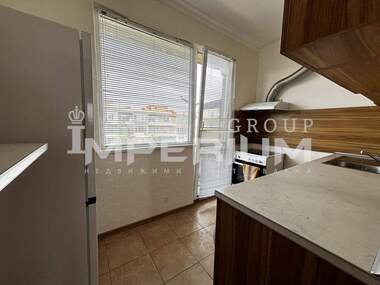 Închiriere - Apartament în Ceaîka,  Varna