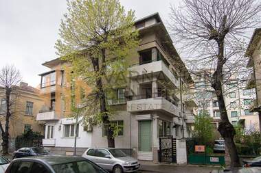 Vânzare - Apartament în Center,  Varna