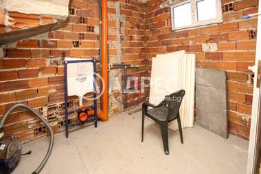 For sale - House in Aldomirovci,  Sofia Oblast