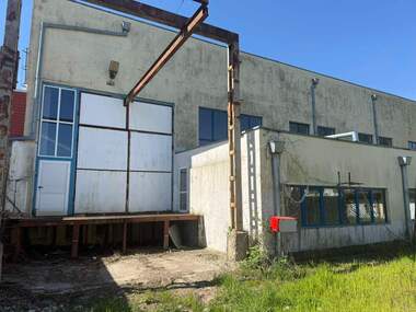 Продажба - Промишлено помещение/Автосервиз/Складово помещение/Склад в Слънчево,  Варна