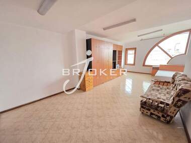 Vânzare - Apartament în Țentăr,  Kărdjali