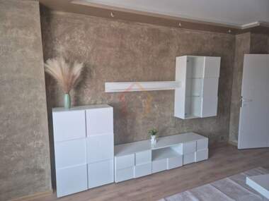 Închiriere - Apartament în Țentăr,  Vrața
