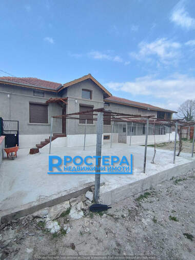 Продажба - Къща в Център,  Търговище