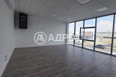 Ενοίκιο - Γραφείο σε Промишлена зона - Запад,  Варна