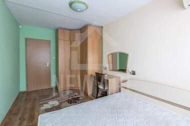 Vânzare - Apartament în Pogrebi,  Varna