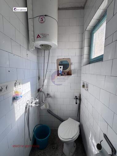 Verkauf - Etage von Haus in Zentar,  Wraza