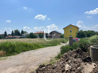 Verkauf - Baugrundstück in jiten,  Sovia