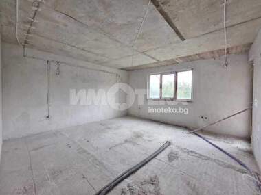 For sale - House in Voluiak,  Sofia