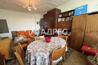 For sale - Apartment in Koliu Ficheto,  Sliven