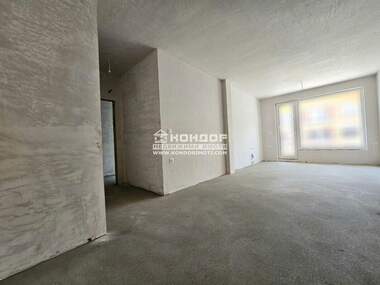 Vânzare - Apartament în Kărșiaka,  Plovdiv