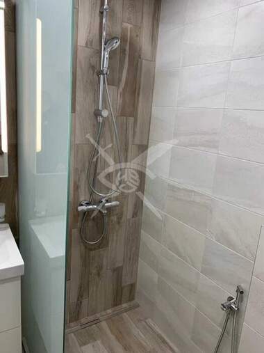 Închiriere - Apartament în Center,  Varna