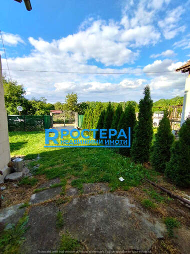 Продажба - Къща във Вилна зона,  Търговище