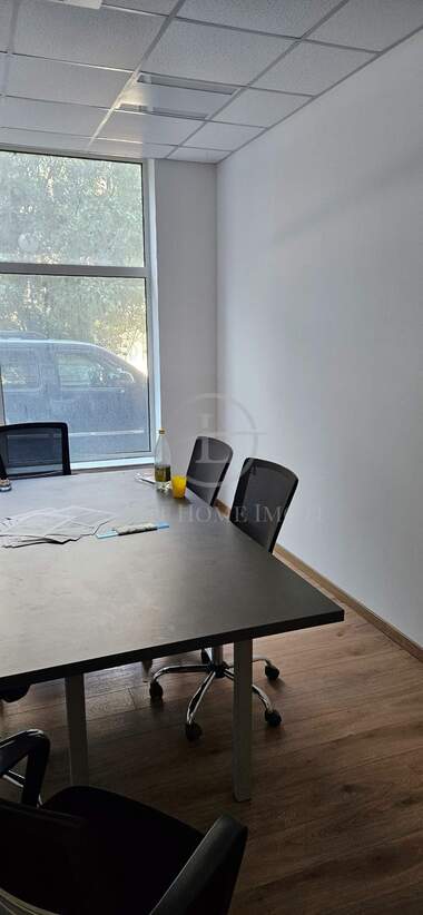For sale - Office in Iujen,  Plovdiv