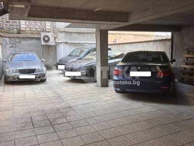 For sale - Parking spot in Center,  Varna
