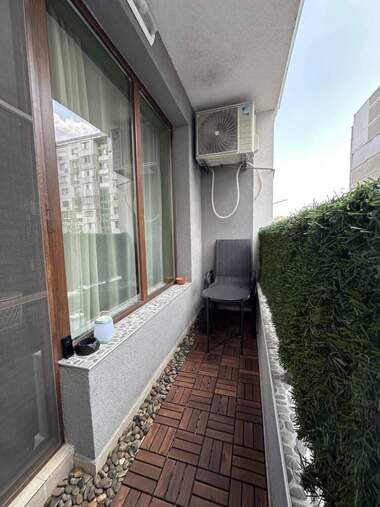 Închiriere - Apartament în Izgrev,  Burgas