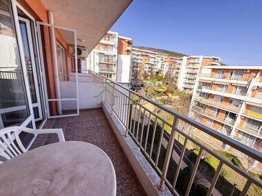 Vânzare - Apartament în Elenite,  Burgas