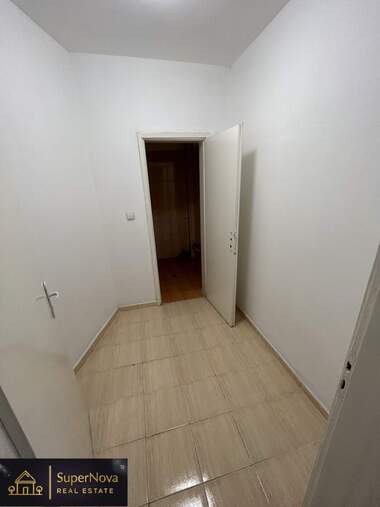 Satış - Ofis/Dükkan/Depo/Güzellik salonu/Yer/Diş ofisi olarak Centar,  Haskovo