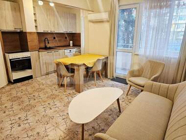 Închiriere - Apartament în Sportna zala,  Varna
