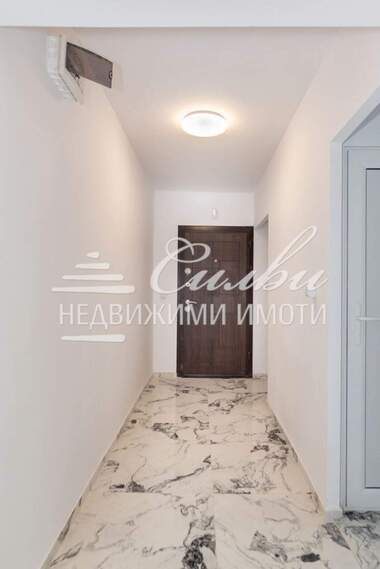 Продажба - Апартамент в Тракия,  Шумен
