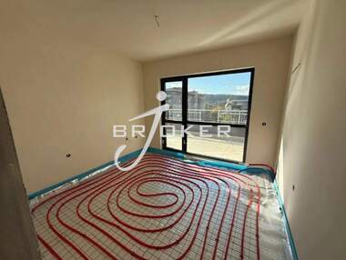 Vânzare - Apartament în Țentăr,  Kărdjali