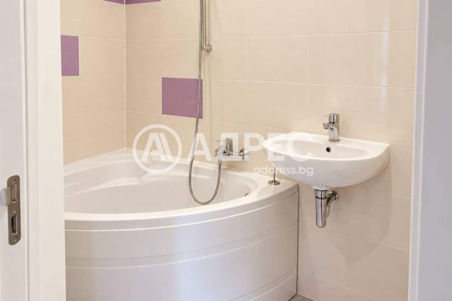 1 bedroom Apartment in Lozenets, Sofia – photo 4