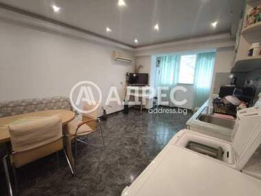 Vânzare - Apartament în Țarevo,  Burgas