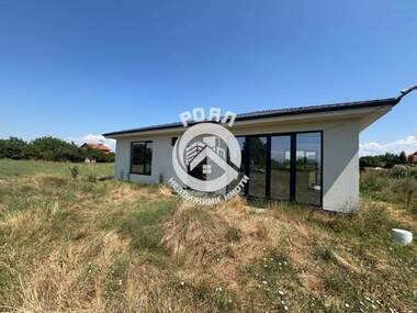 For sale - House in Striama,  Plovdiv