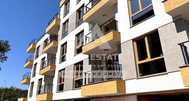 Vânzare - Apartament în Mladejki hălm,  Plovdiv