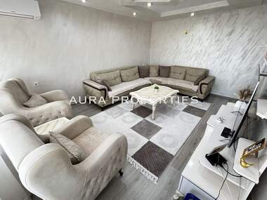 Închiriere - Apartament în Varoș,  Razgrad