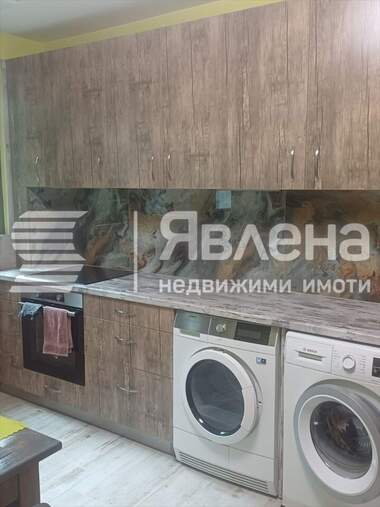 For sale - Apartment in Vazrajdane,  Burgas