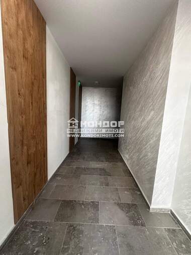 Vânzare - Apartament în Hristo Smirnenski,  Plovdiv