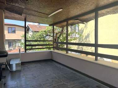 Verkauf - Haus in Triagalnika-Nadejda,  Sovia