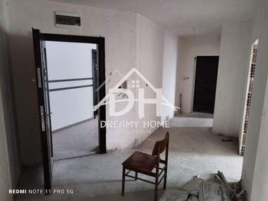 Verkauf - Wohnung in Wazrojdenzi,  Kardjali